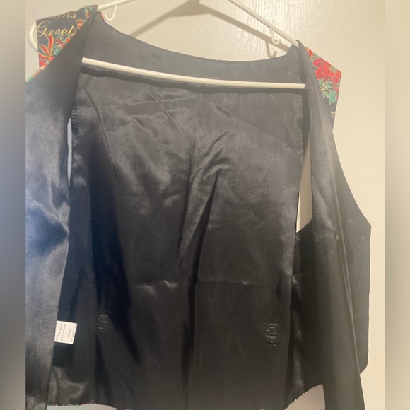 Vintage On Tour Christmas Vest - Picture 3 of 8